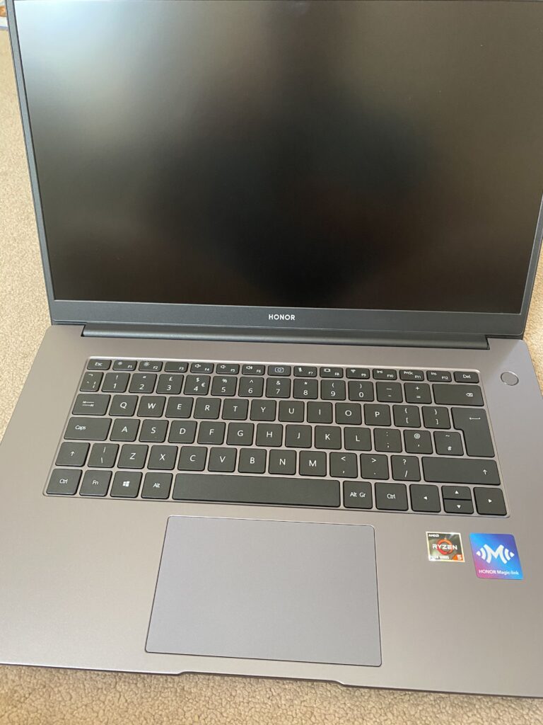 HONOR MagicBook 15 Review