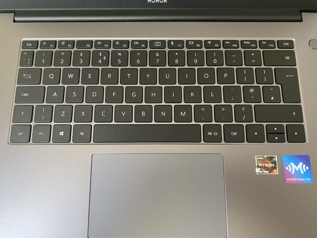 HONOR MagicBook 15 Review