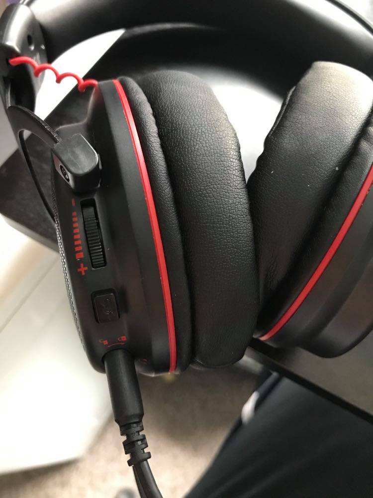 E900 Pro 2-in-1 Headset review