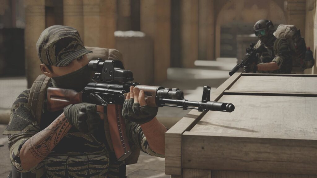 Insurgency: Sandstorm - Two characters on the battlefield