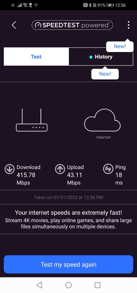 The Nighthawk app showing my speeds and ping.