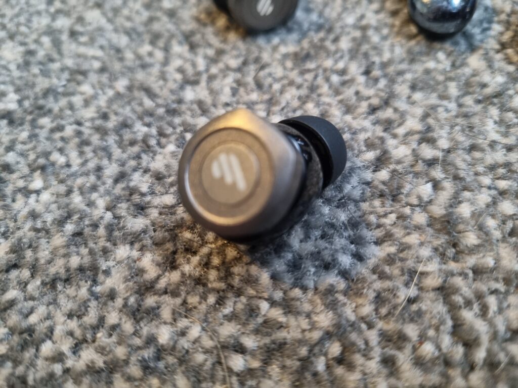 Edifier W240TN Bluetooth Earbud on the carpet