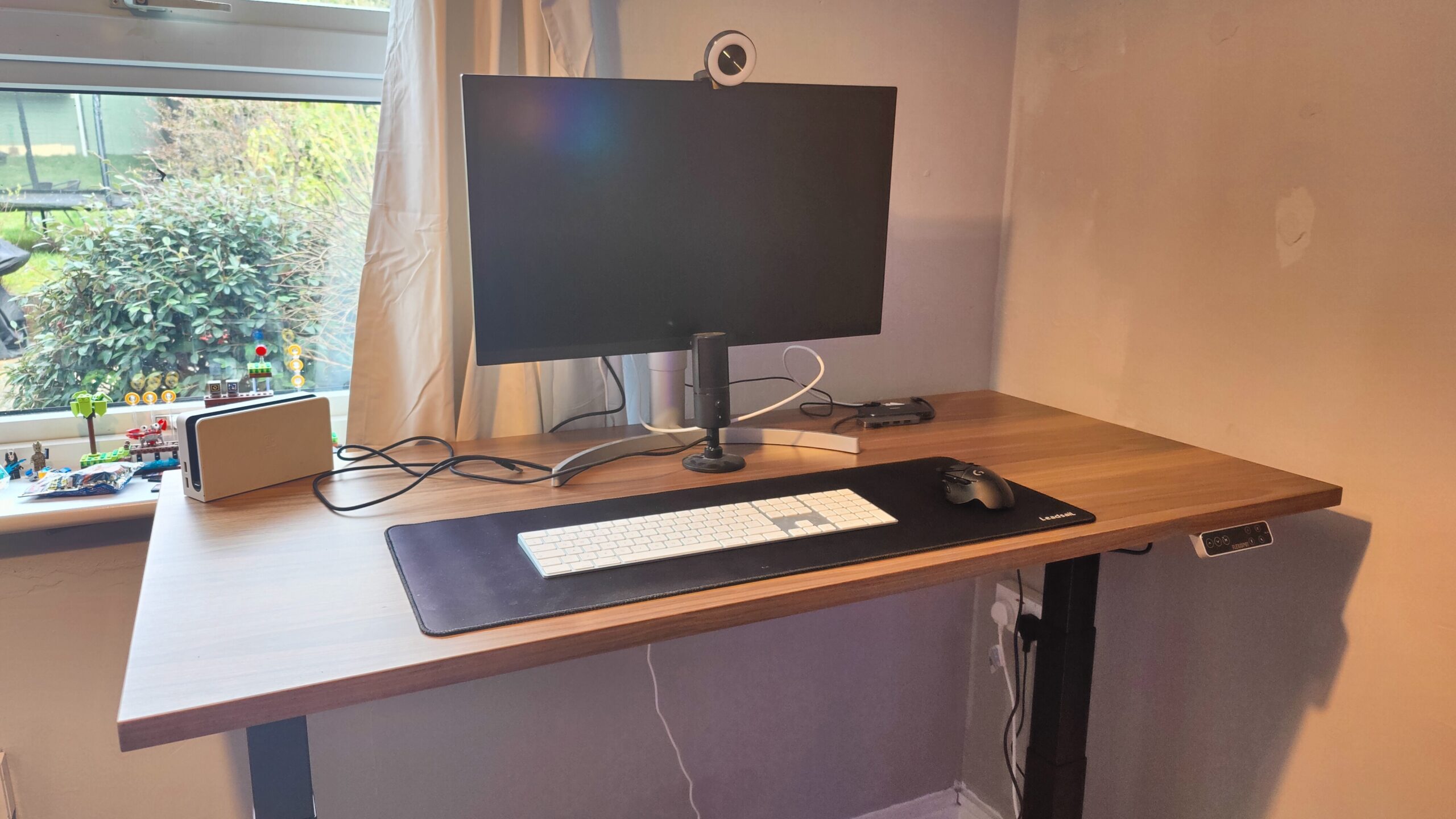 FlexiSpot E7 Standing Desk Review - Rapid Reviews UK