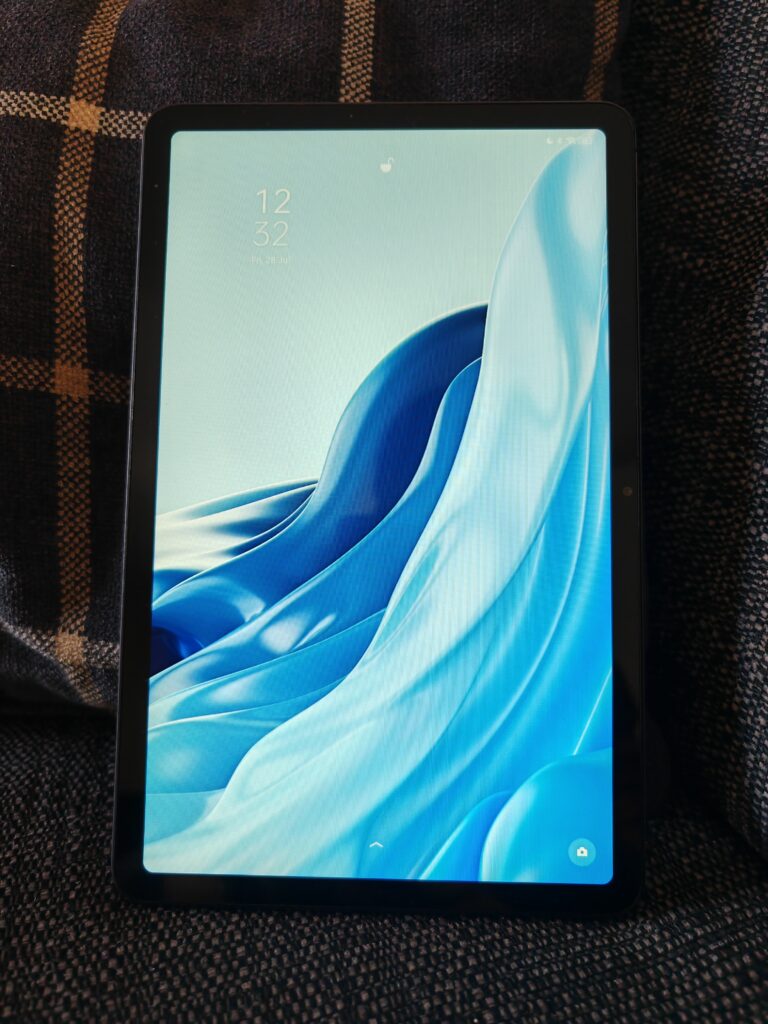 An image of the OPPO Pad Air with the screen as the main focus.