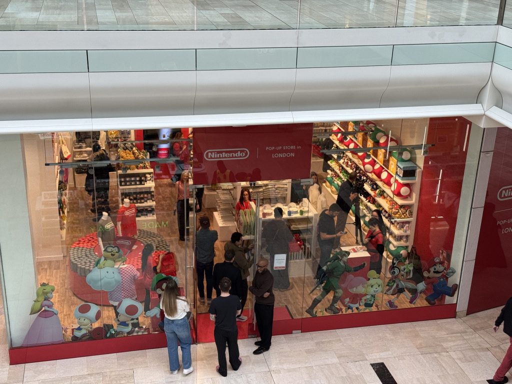 Nintendo Pop-Up Store in London signage
